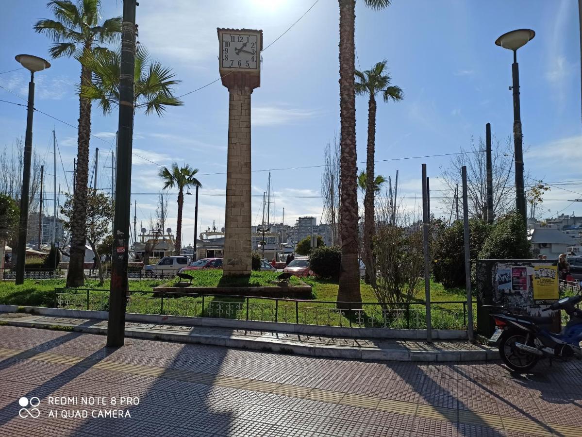 Apartment Center Piraeus Location Kastella Passalimani Port Kültér fotó