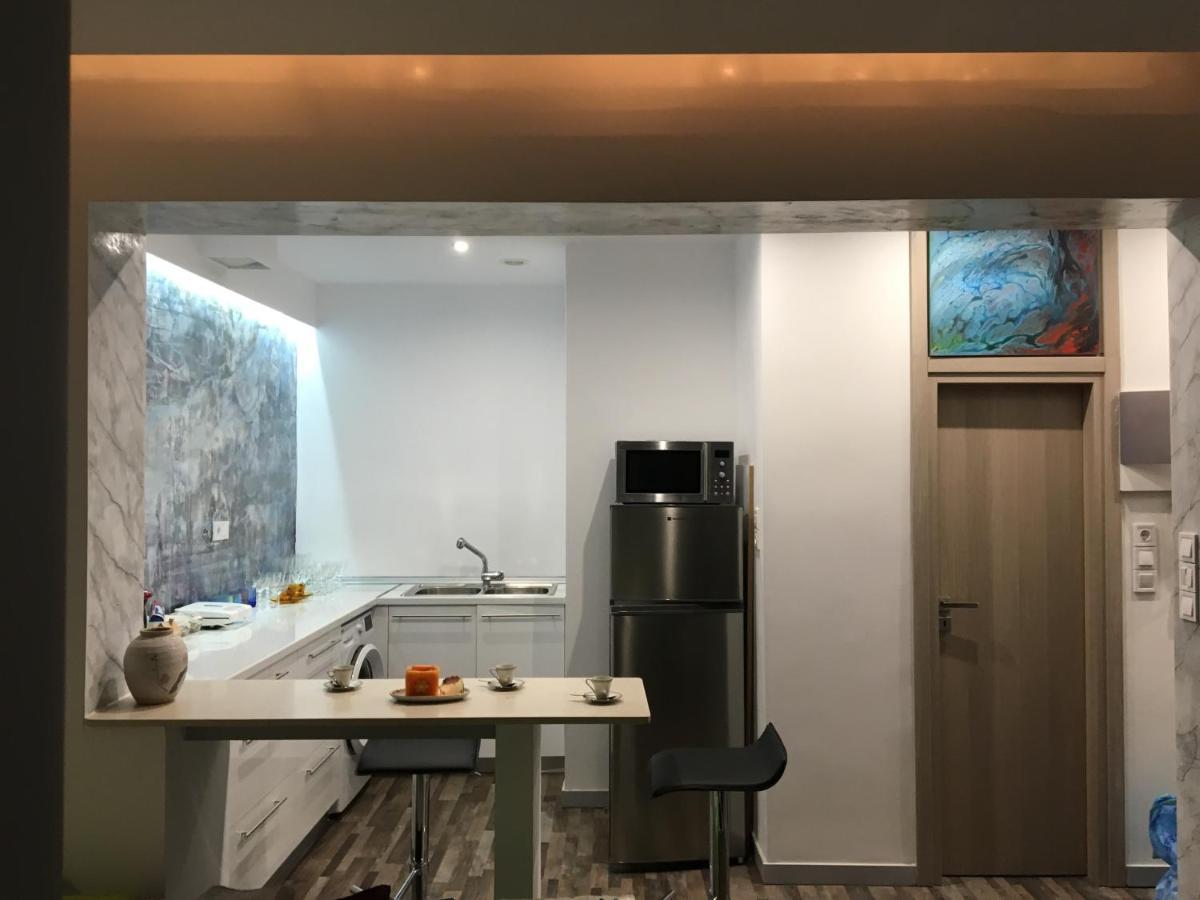 Apartment Center Piraeus Location Kastella Passalimani Port Kültér fotó