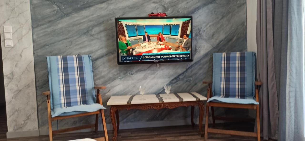 Apartment Center Piraeus Location Kastella Passalimani Port Kültér fotó