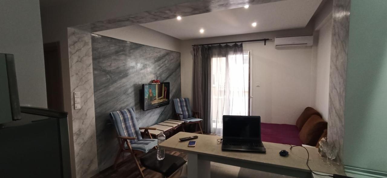 Apartment Center Piraeus Location Kastella Passalimani Port Kültér fotó