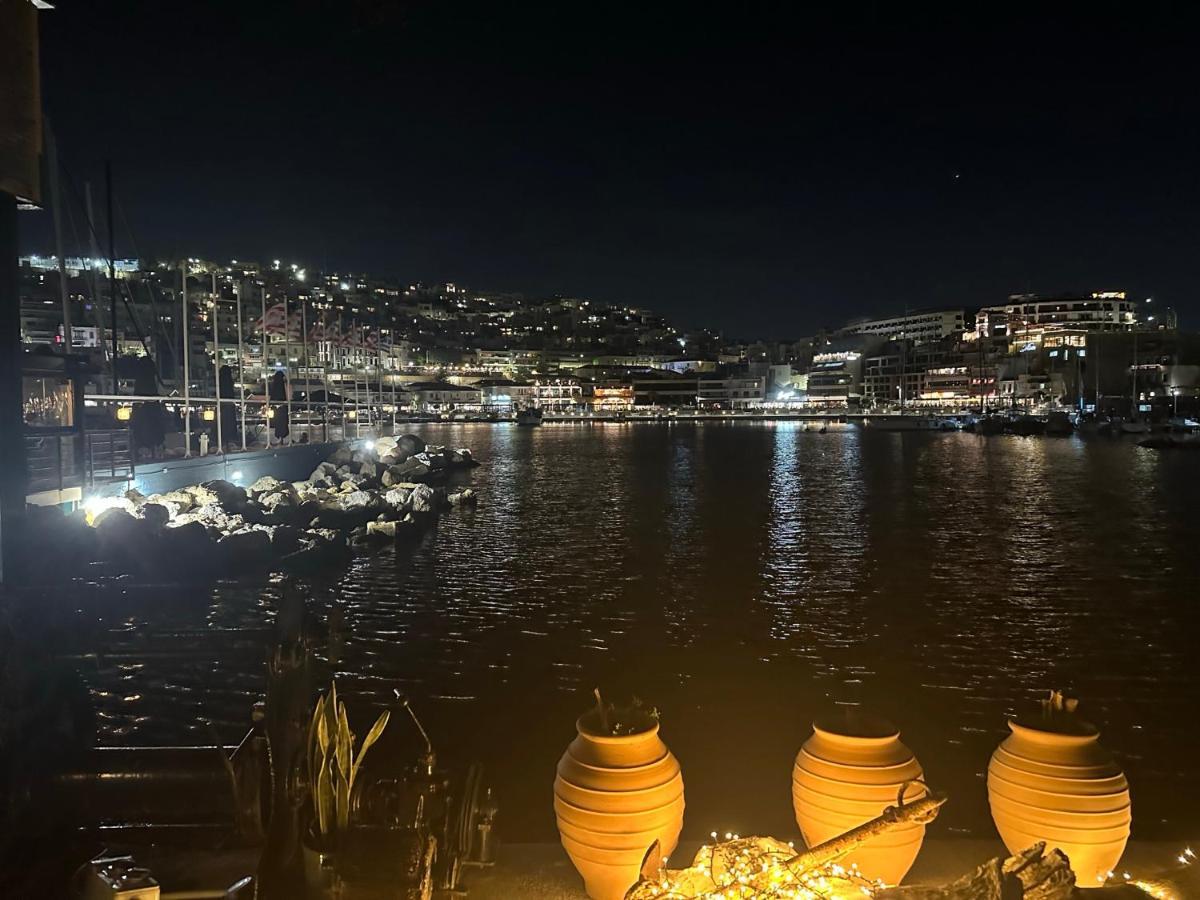 Apartment Center Piraeus Location Kastella Passalimani Port Kültér fotó