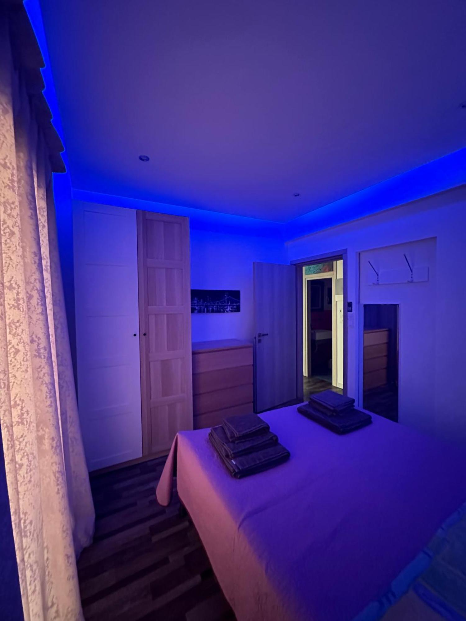 Apartment Center Piraeus Location Kastella Passalimani Port Kültér fotó
